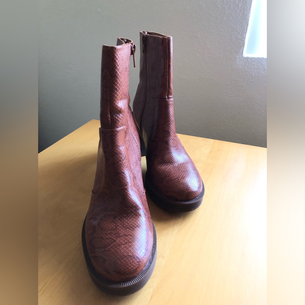 Universal Thread Jenna boots size 8 1/2 - Picture 2 of 11